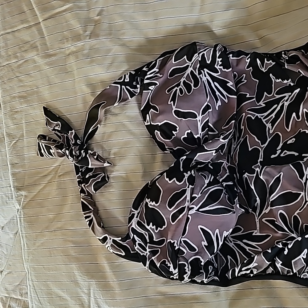 Aqua Green Black and brown swimsuit Size XL - Picture 5 of 16